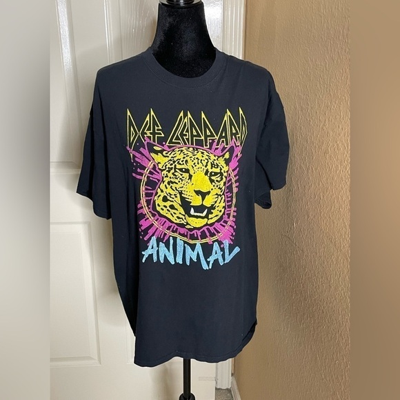 def leopard Tops - Def Leppard animal 1987 Tour Tee XL​​​​​​​​​​​​​​